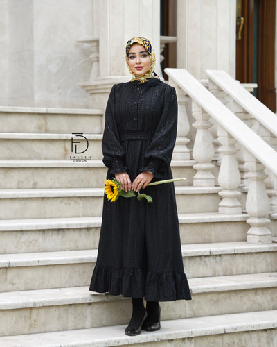 پیراهن وقار با پارچه خامه دوزی و پولک دوزی شده